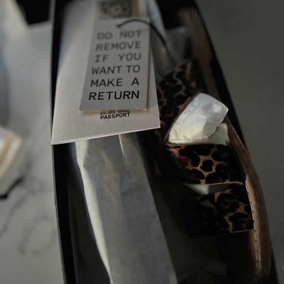 Golden Goose Margaret flat sandals in leopard-print pony skin - Picture 11 of 13